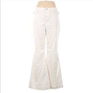 Free People white flair jean size 34